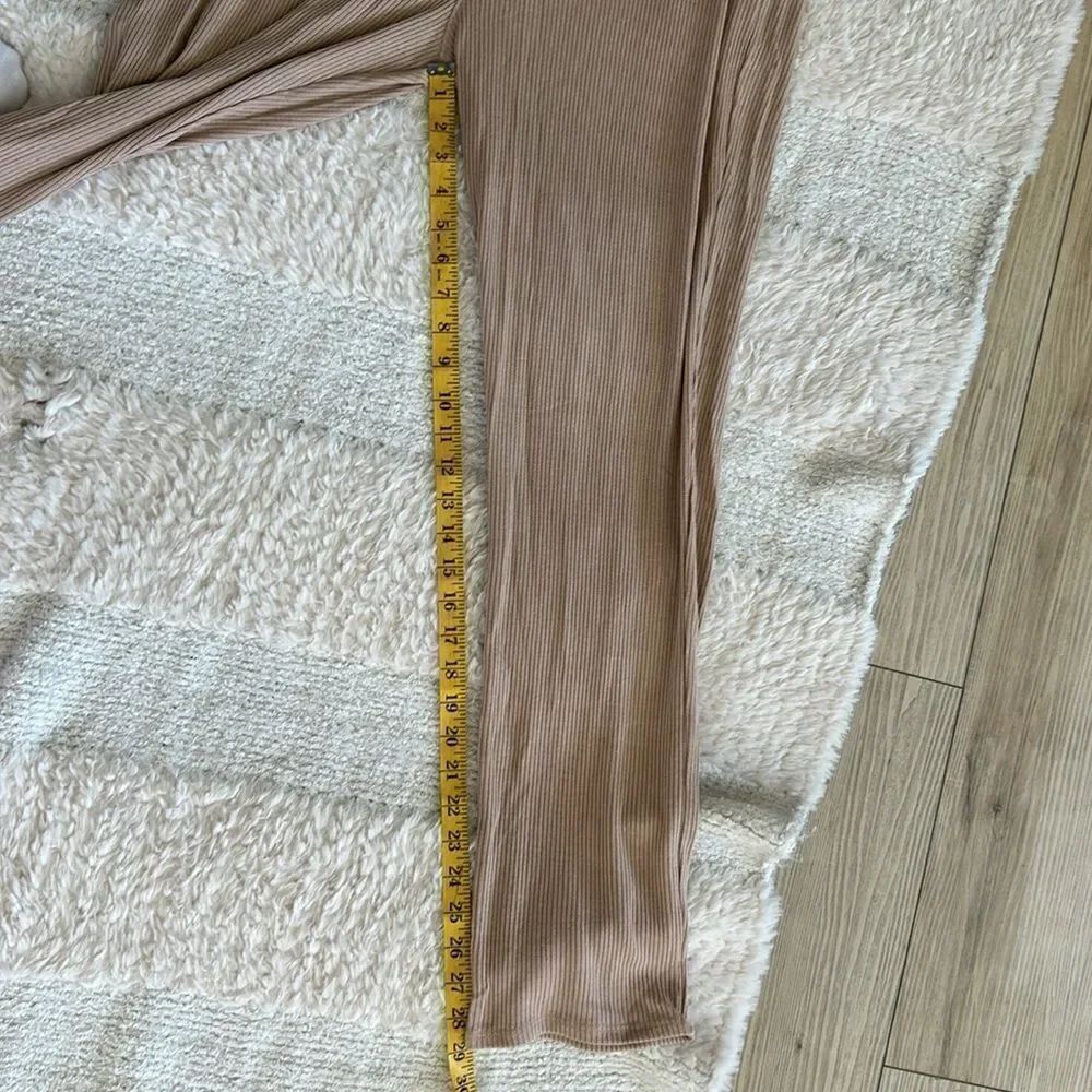 Faherty Women's Legend Rib Riva Slim Pants, Nomad, Size XL, NWT - Picture 8 of 9